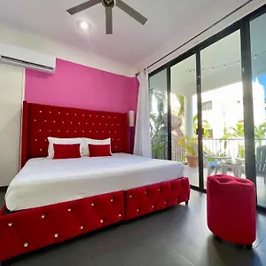 https://marisol-beach.allrivieramayahotels.com